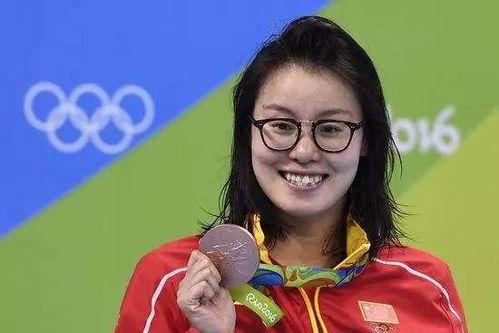 圈里人说娱乐圈吃瓜,跟随“吃瓜群众”探寻幕后真相